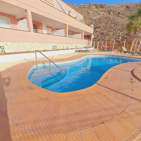 Ocean View, Two Bedroom With Heated Pool In Sunset Complex *